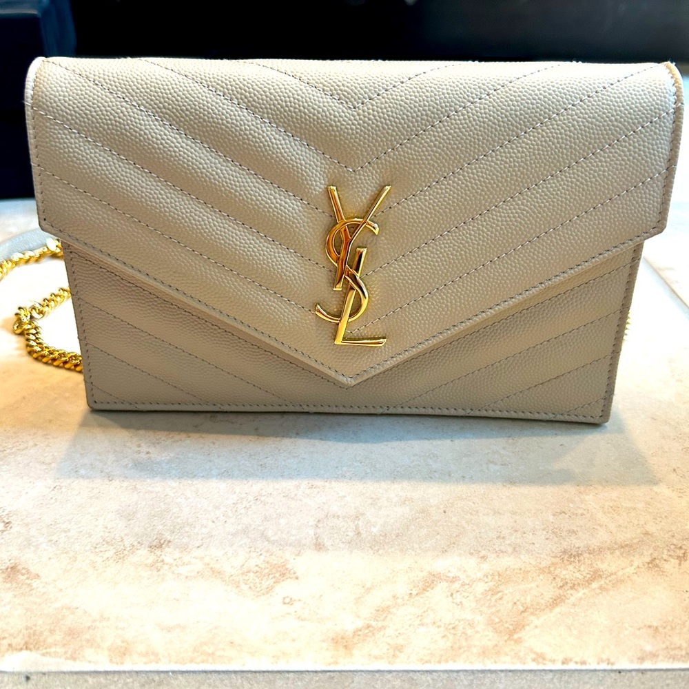 Saint Laurent WOC